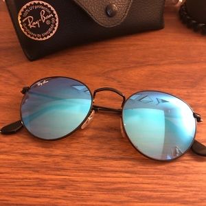 Ray-Ban round metal sunglasses
